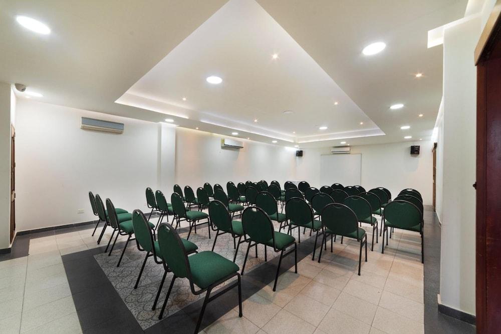 Ayenda Hotel Virrey 76 Barranquilla  Buitenkant foto