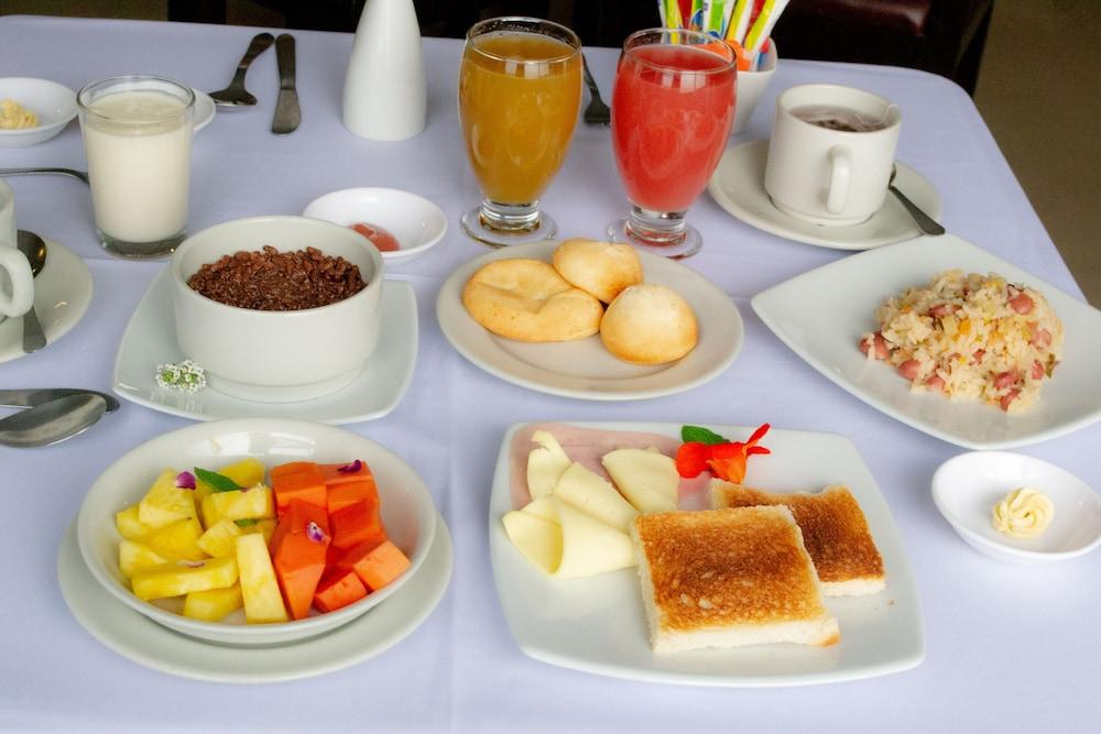 Ayenda Hotel Virrey 76 Barranquilla  Buitenkant foto